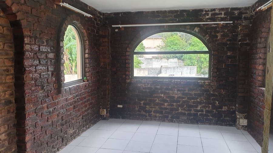 To Let 1 Bedroom Property for Rent in Cambridge Eastern Cape